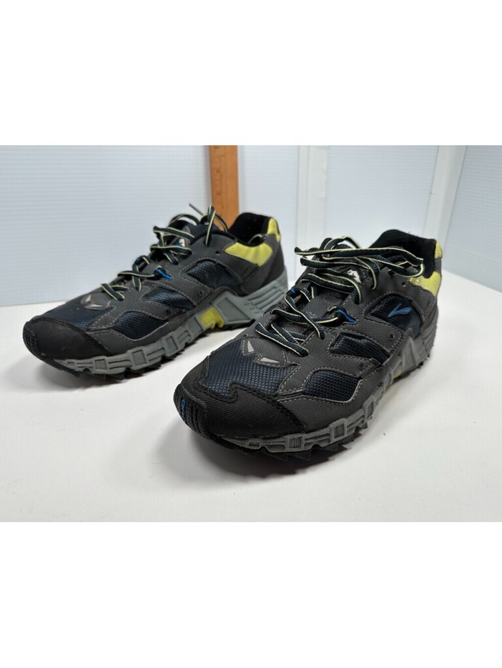 Brooks Trespass 42112071 Women's Trail Hiking Running Shoes Size 9.5 M